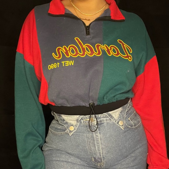Old School Cropped Sweater 🖍️ - Picture 1 of 7